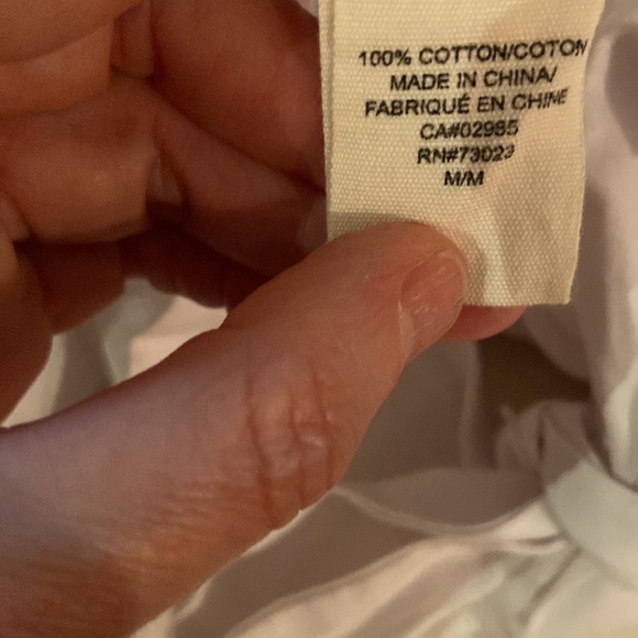 No comment 100 percent cotton blouse can be worn on or off the shoulder … - Picture 8 of 8